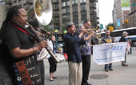 True organizing results in power. Above, musicians and union staff take to the street as part of Local 802’s Justice for Jazz Artists campaign. AFM locals all around the country must invest more time, energy and resources to organize and empower musicians. Photo: Shane Gasteyer
