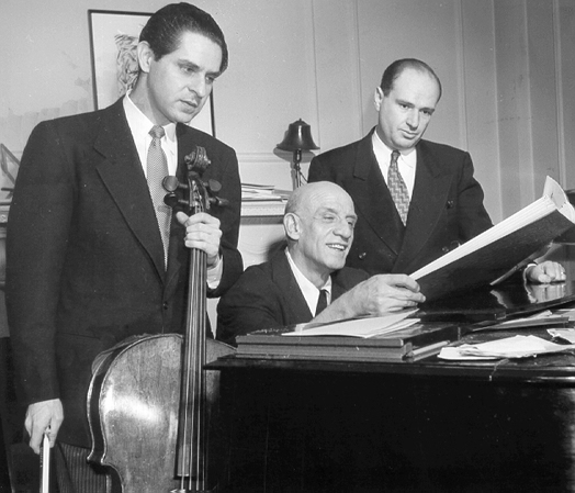 From left: Leonard Rose; New York Philharmonic conductor Dimitri Mitropoulos; and Alan Shulman, in 1950.