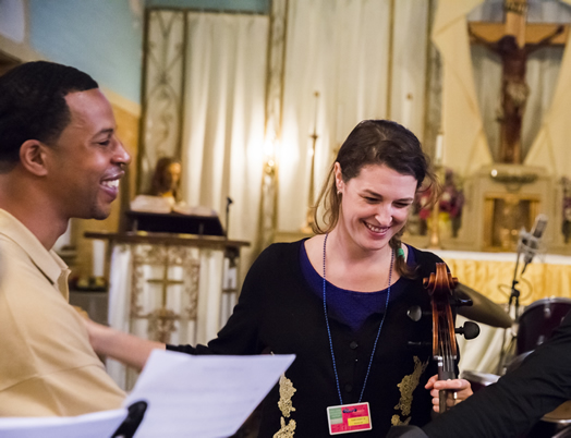 Local 802 member Claire Bryant performing at the Sing Sing correctional facility. Photo: Chris Lee