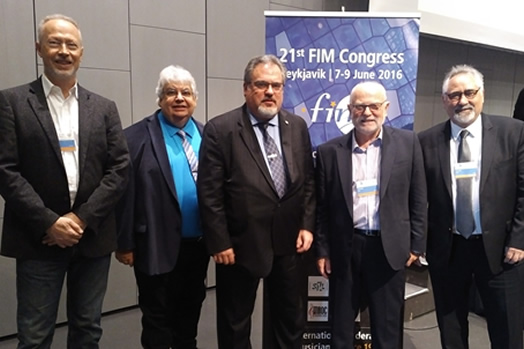 This year’s Congress of the International Federation of Musicians (FIM) continued to focus on performance rights for session musicians as well as issues around music streaming. From left: FIM General Secretary Benoit Machuel, Alan Willaert (AFM vice president from Canada),Local 802 President Tino Gagliardi, FIM President John Smith and Bruce Fife (AFM international vice president)