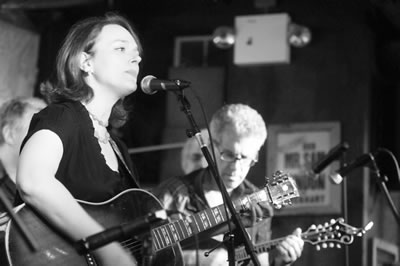 Laura Cantrell and Barry Mitterhoff